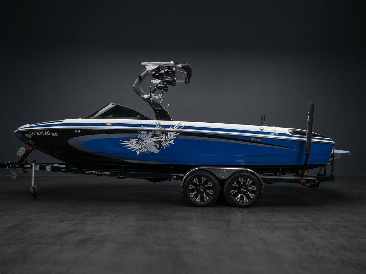 Used 2013 Centurion SV244 in Blue w/ White interior