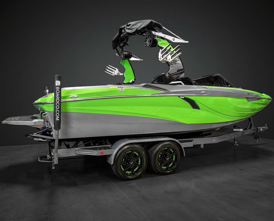 Used 2018 Centurion Fi23 - Lime Green / Charcoal