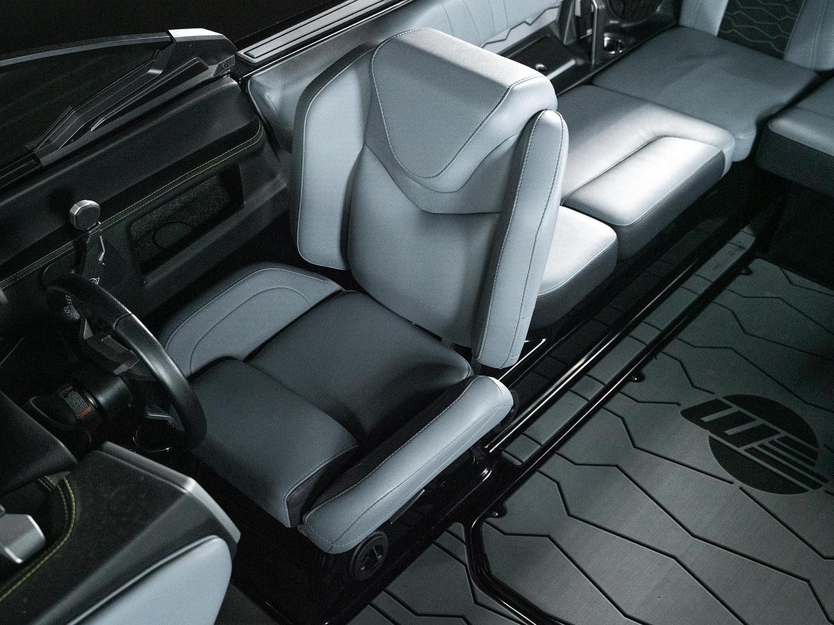 Used 2024 Malibu 23MXZ - Electric Yellow / Grey