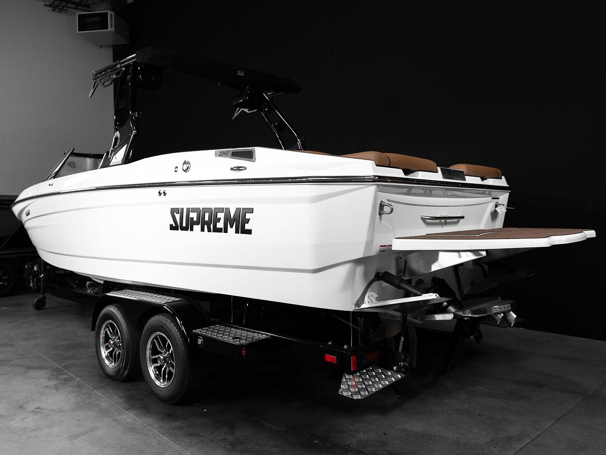 2026 Supreme S240 - White Frost / Castano