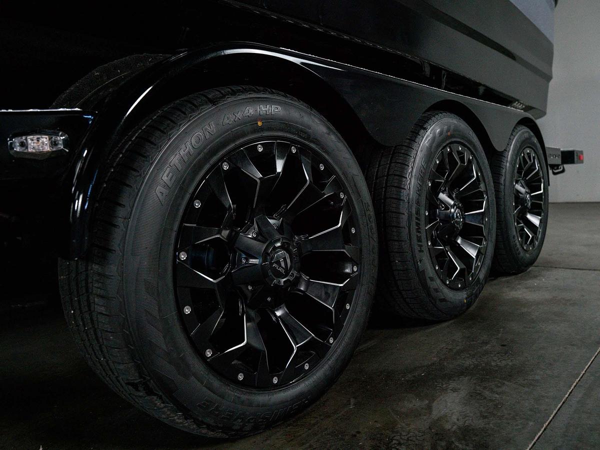 2026 Centurion NV243 - GunMetal Flake / Onyx Black