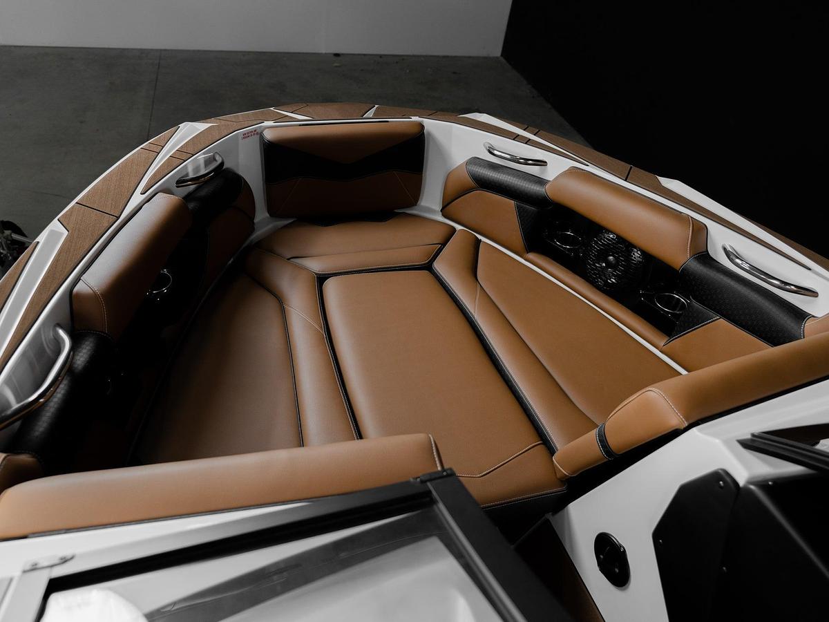 2026 Supreme S240 - White Frost / Castano