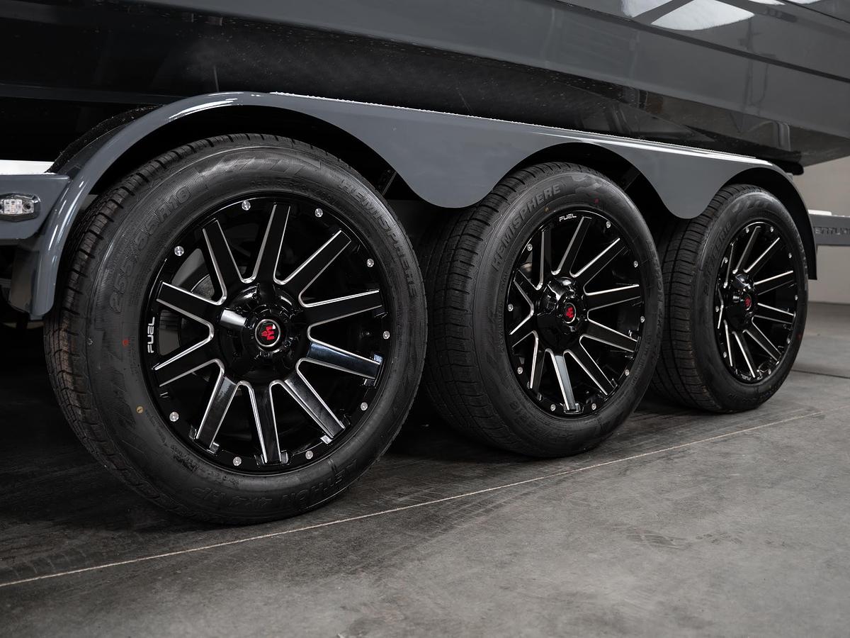 2026 Centurion Ri245 - Charcoal / White Accents