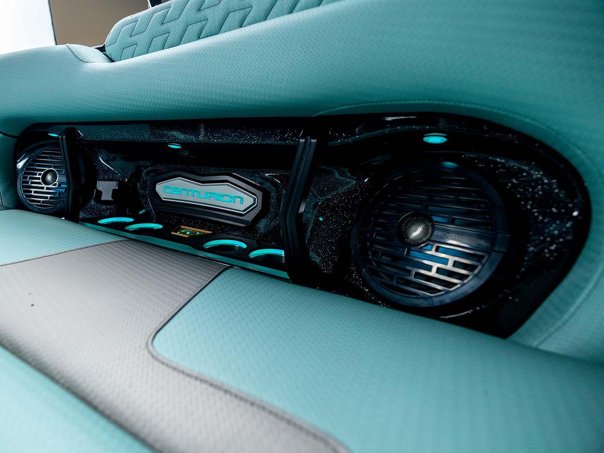 2026 Centurion Ri245 - Onyx Black Flake / Spearmint