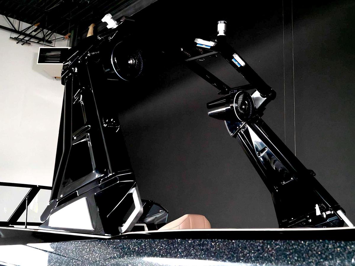 2026 Centurion NV243 - Black Flake / Onyx Black