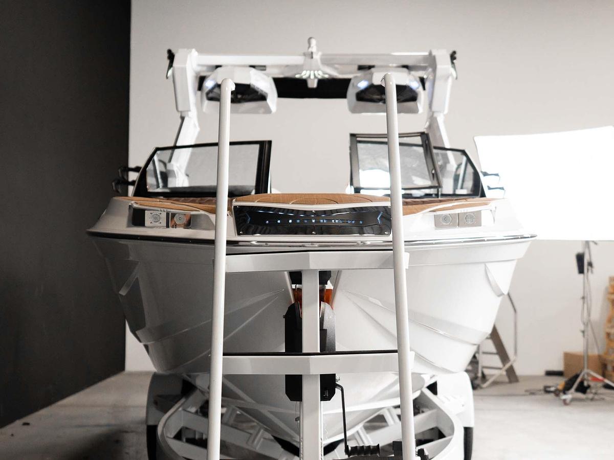 2026 Centurion Ri245 - White Frost / Saddle Brown