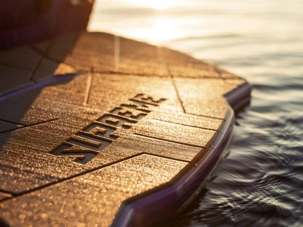 2026 Supreme Boats S220 Base