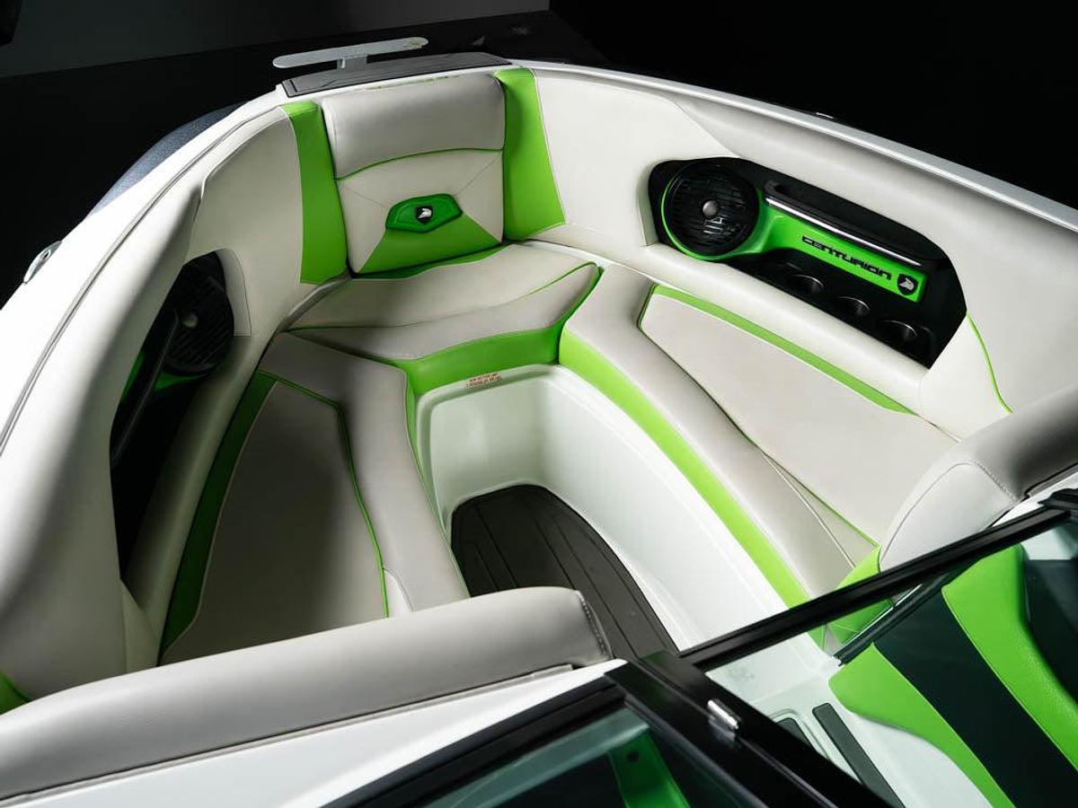 Used 2017 Centurion Ri257 - White / Gunmetal Flake / Green