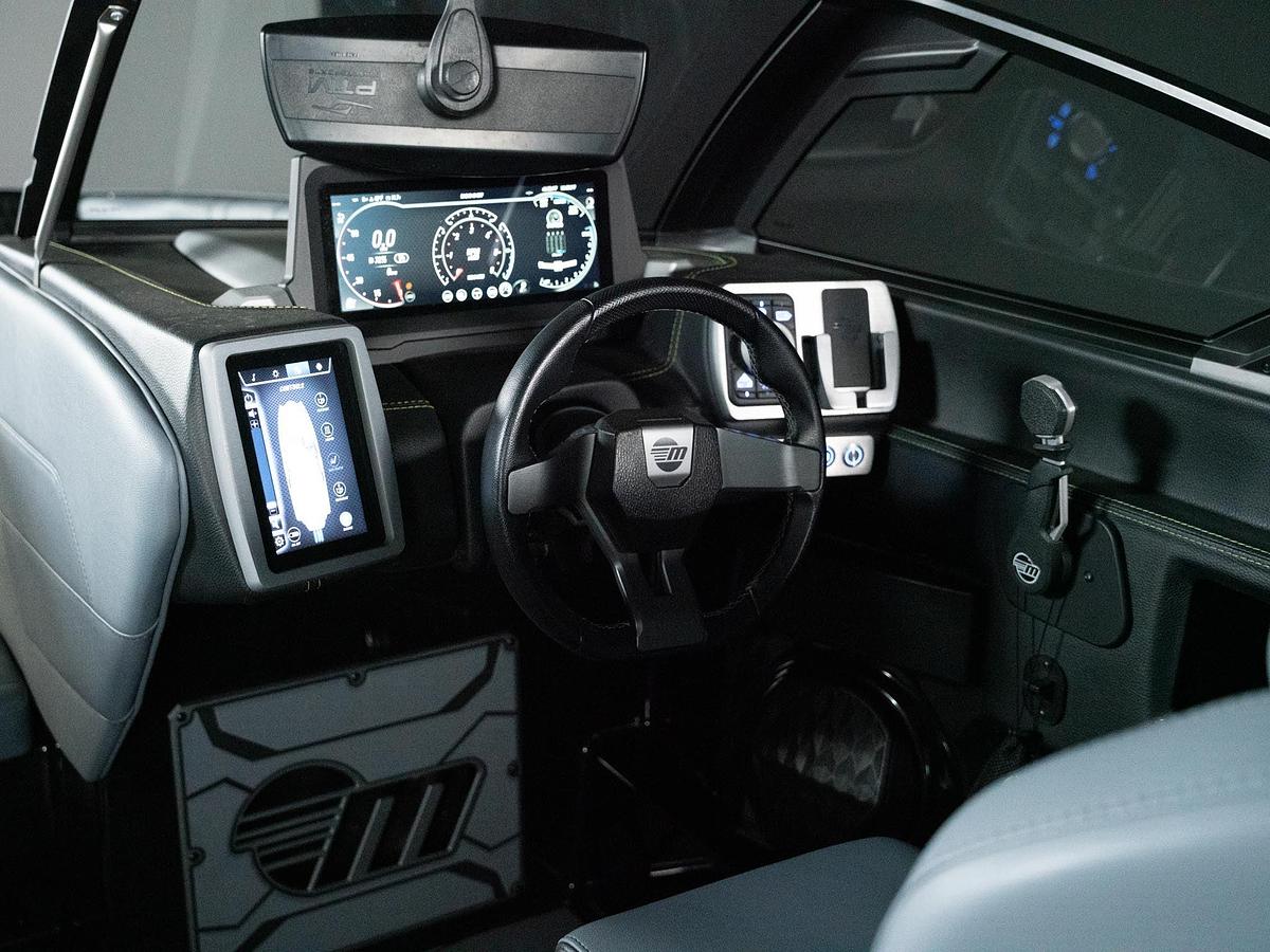 Used 2024 Malibu 23MXZ - Electric Yellow / Grey