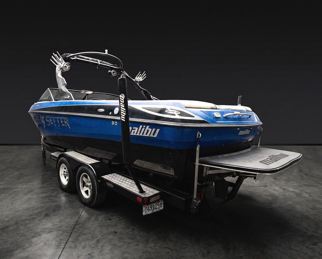 Used 2008 Malibu 247LSV in Blue w/ White interior