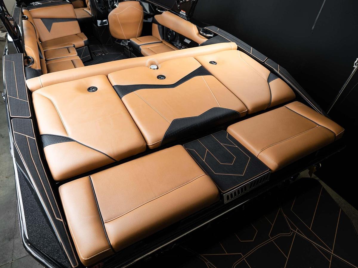 2026 Supreme S240 - Black Flake / Onyx Black