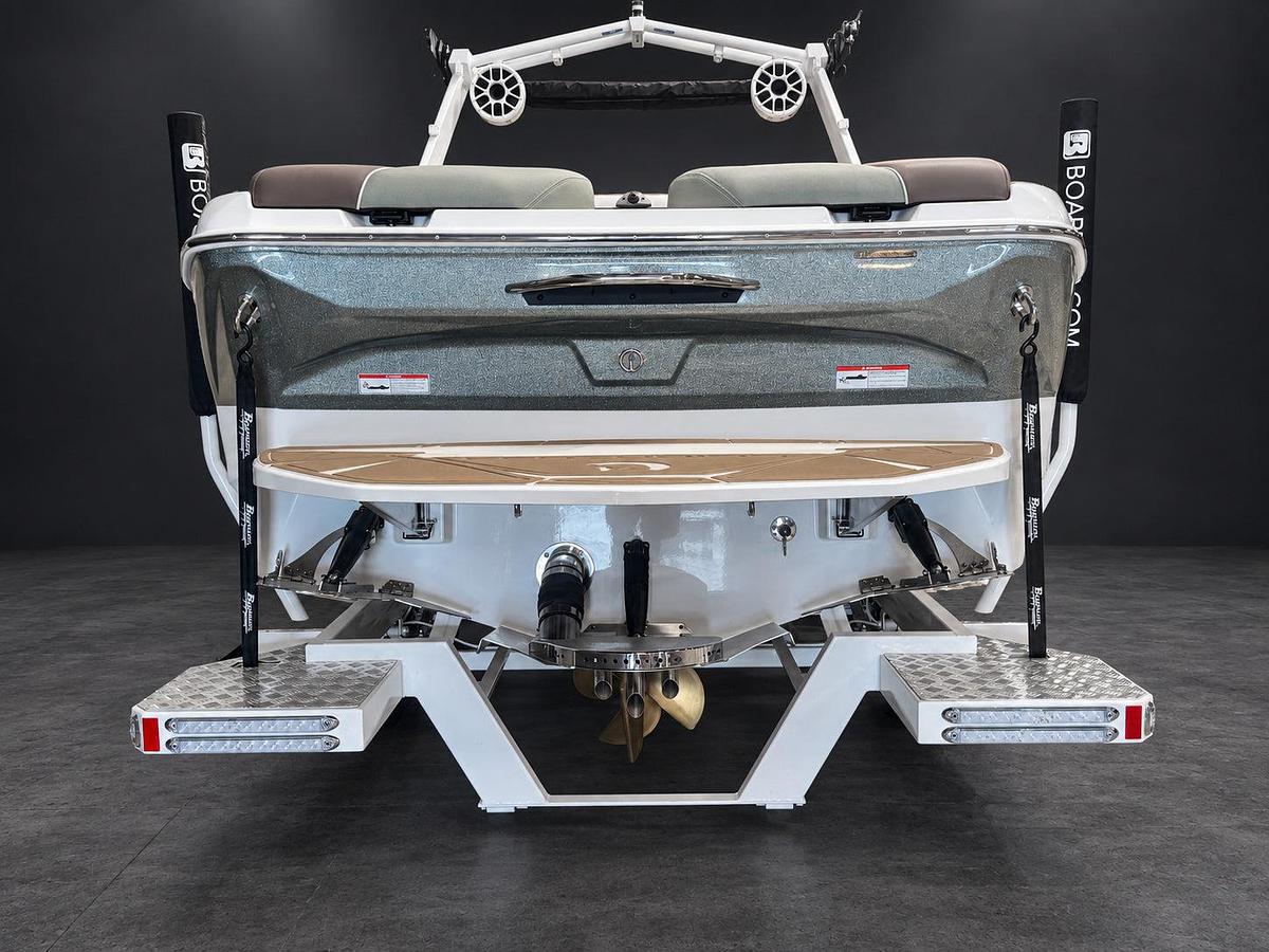 2027 Centurion Nv243 in Olive Pewter Metal Flake w/ Mocha interior