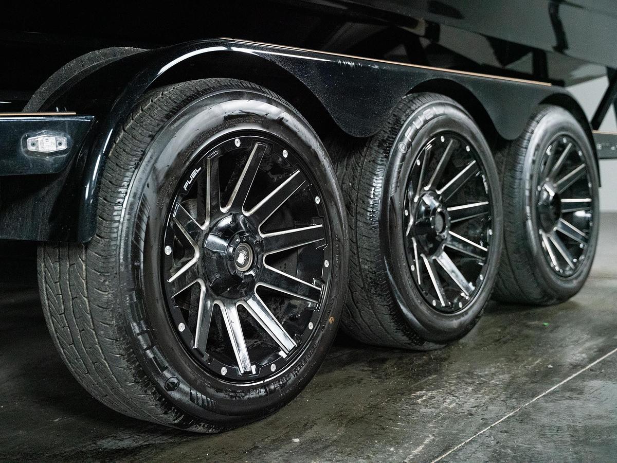 Used 2025 Centurion Ri245 Black Flake / Onyx Black