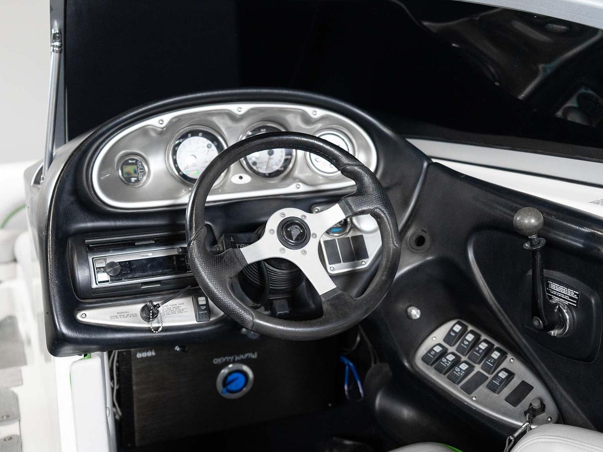 Used 2009 Centurion Air Warrior Falcon V - Green / Black