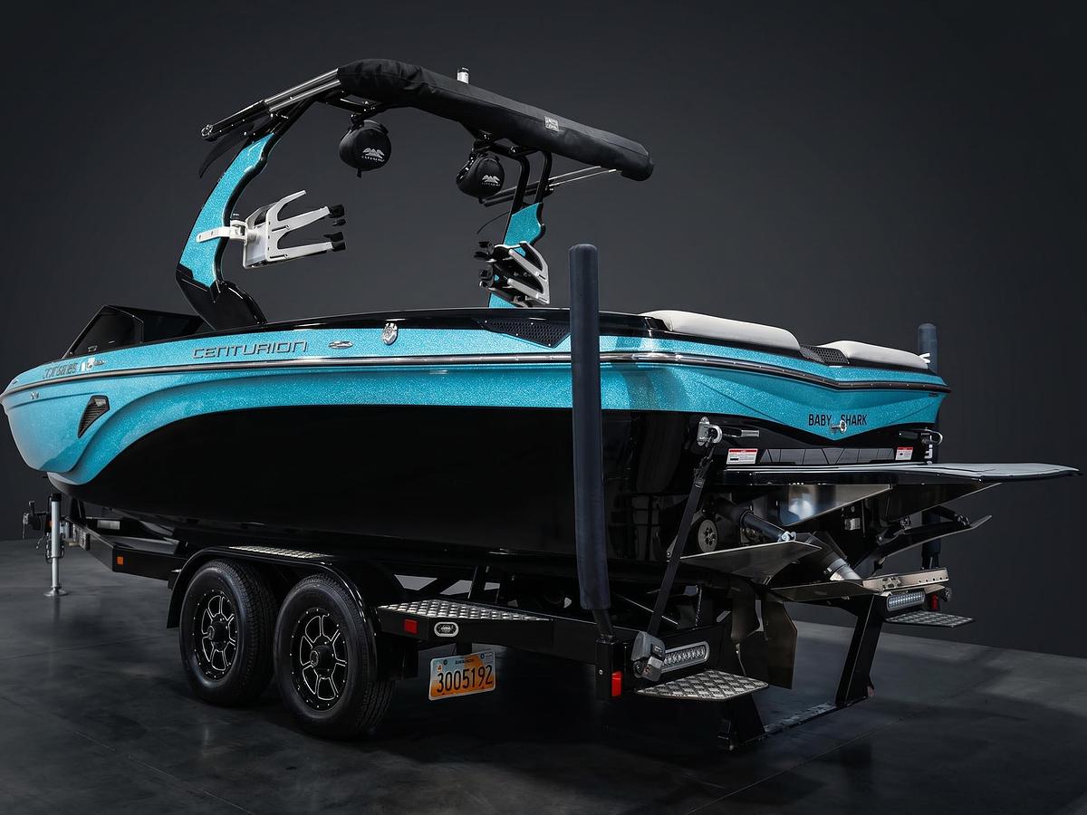 Used 2020 Centurion Vi24- Onyx Black / Sky Blue Flake