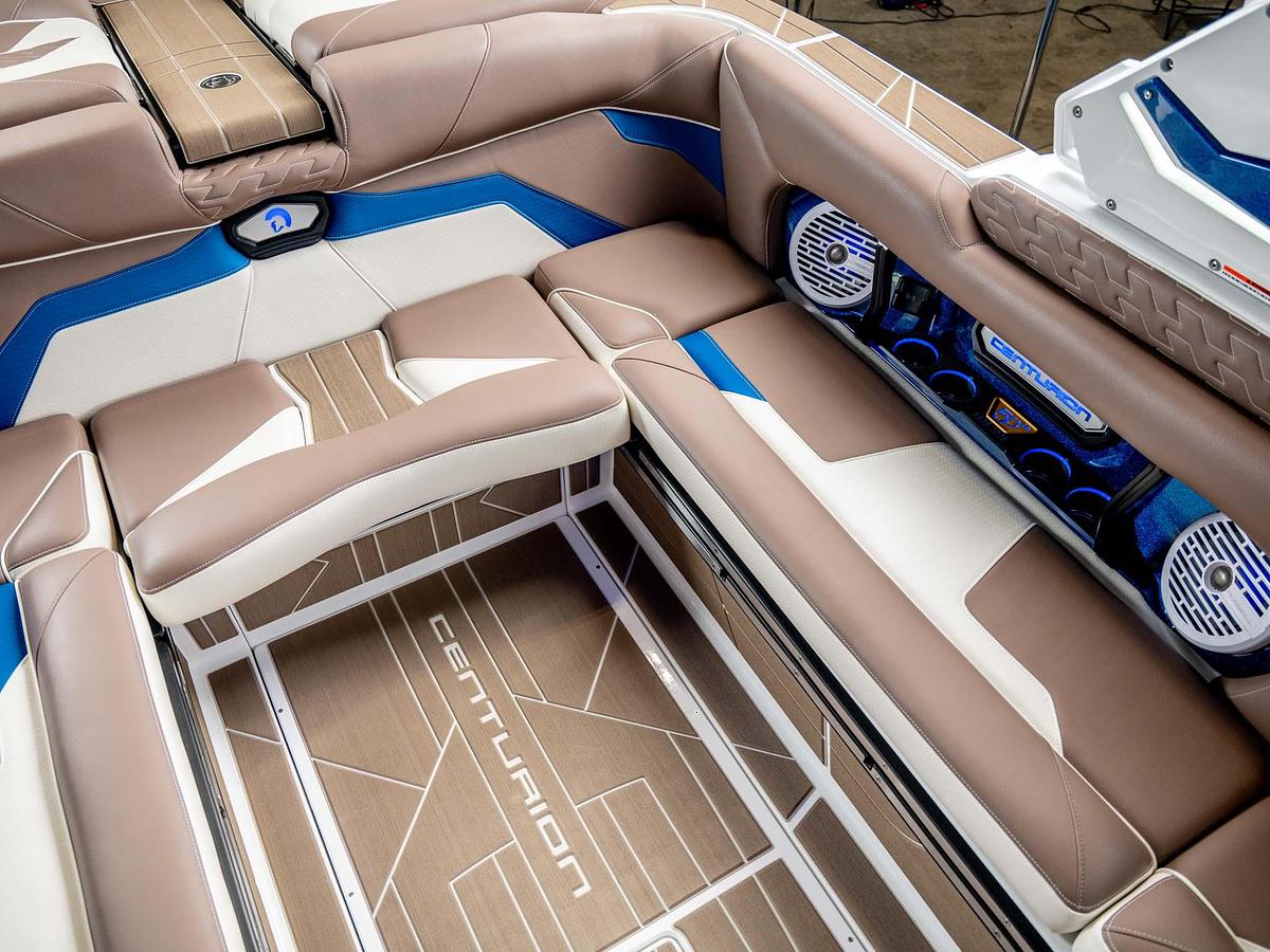 2026 Centurion Ri245 - Canadian Blue Flake / White Frost