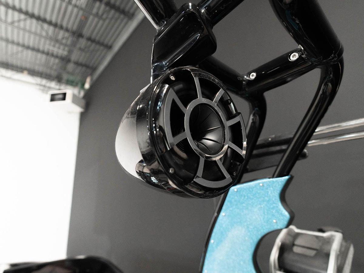 Used 2020 Centurion Vi24- Black / SkyBlue