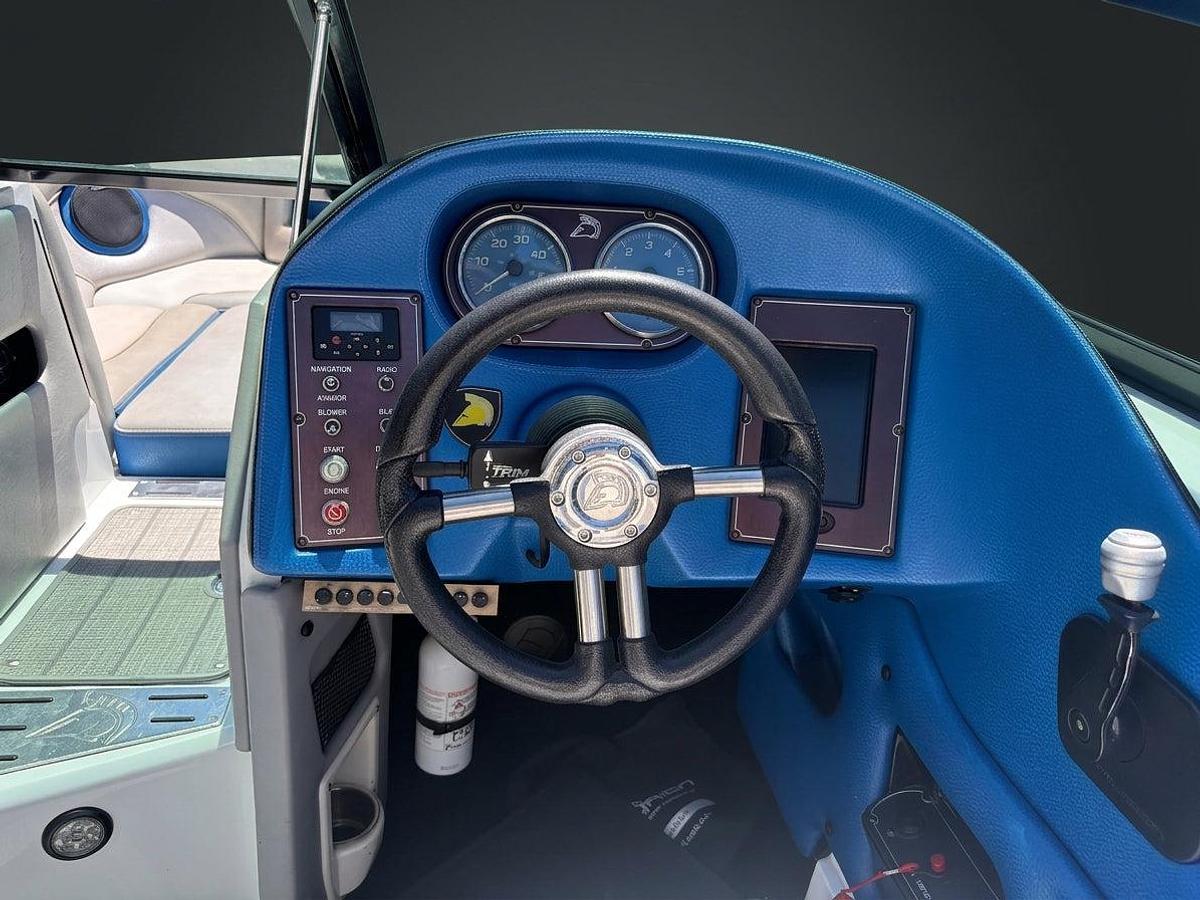 Used 2013 Centurion SV244 in Blue w/ White interior