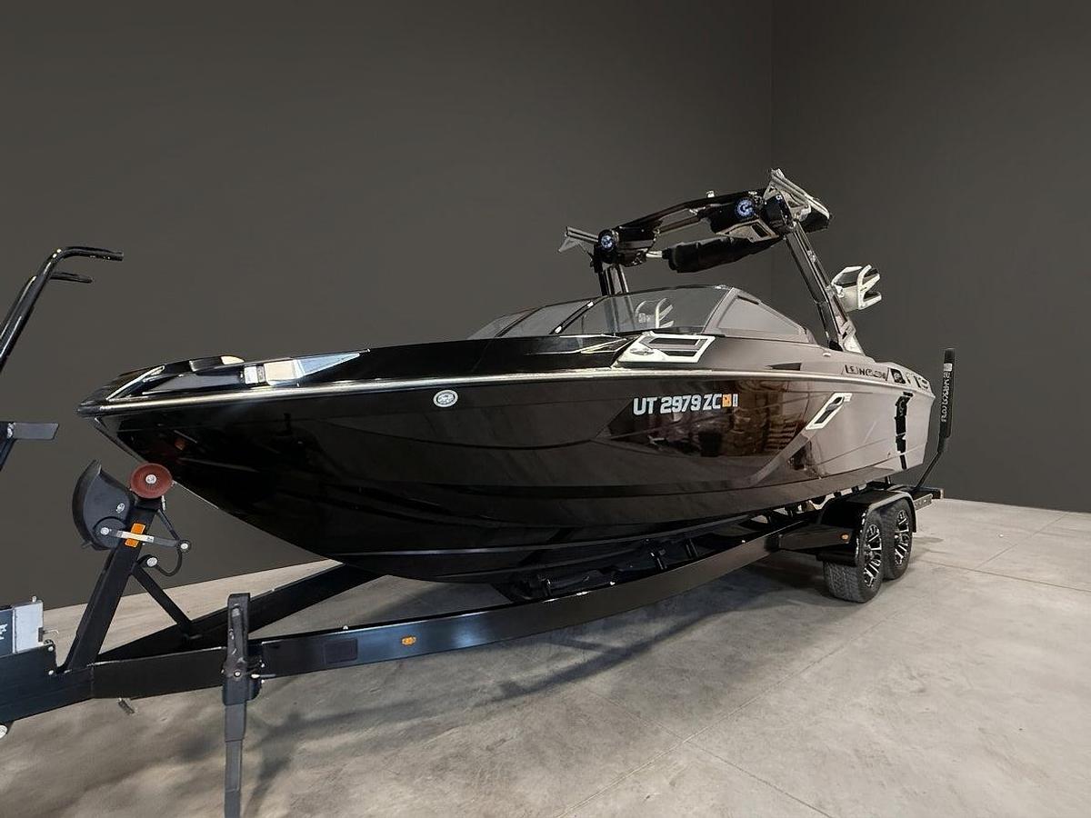 Used 2021 Centurion Ri245 - Black / White