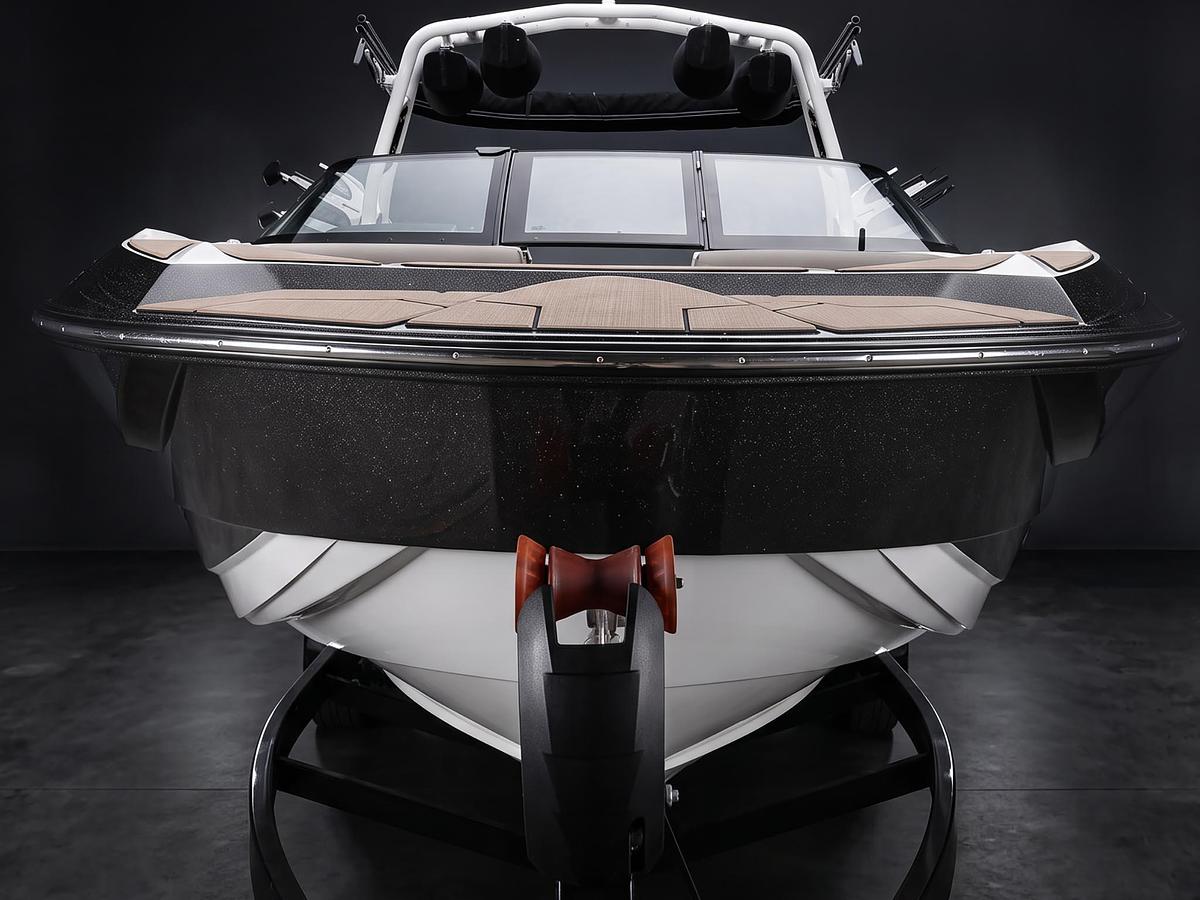 Used 2023 Supreme S240 - Black Flake / White Frost / Mocha