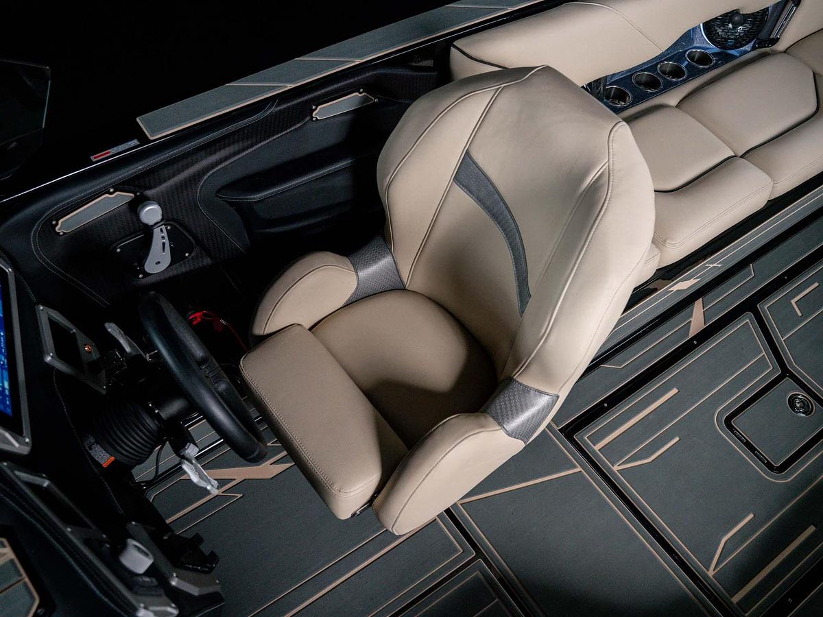 2026 Centurion NV243 - GunMetal Flake / Onyx Black