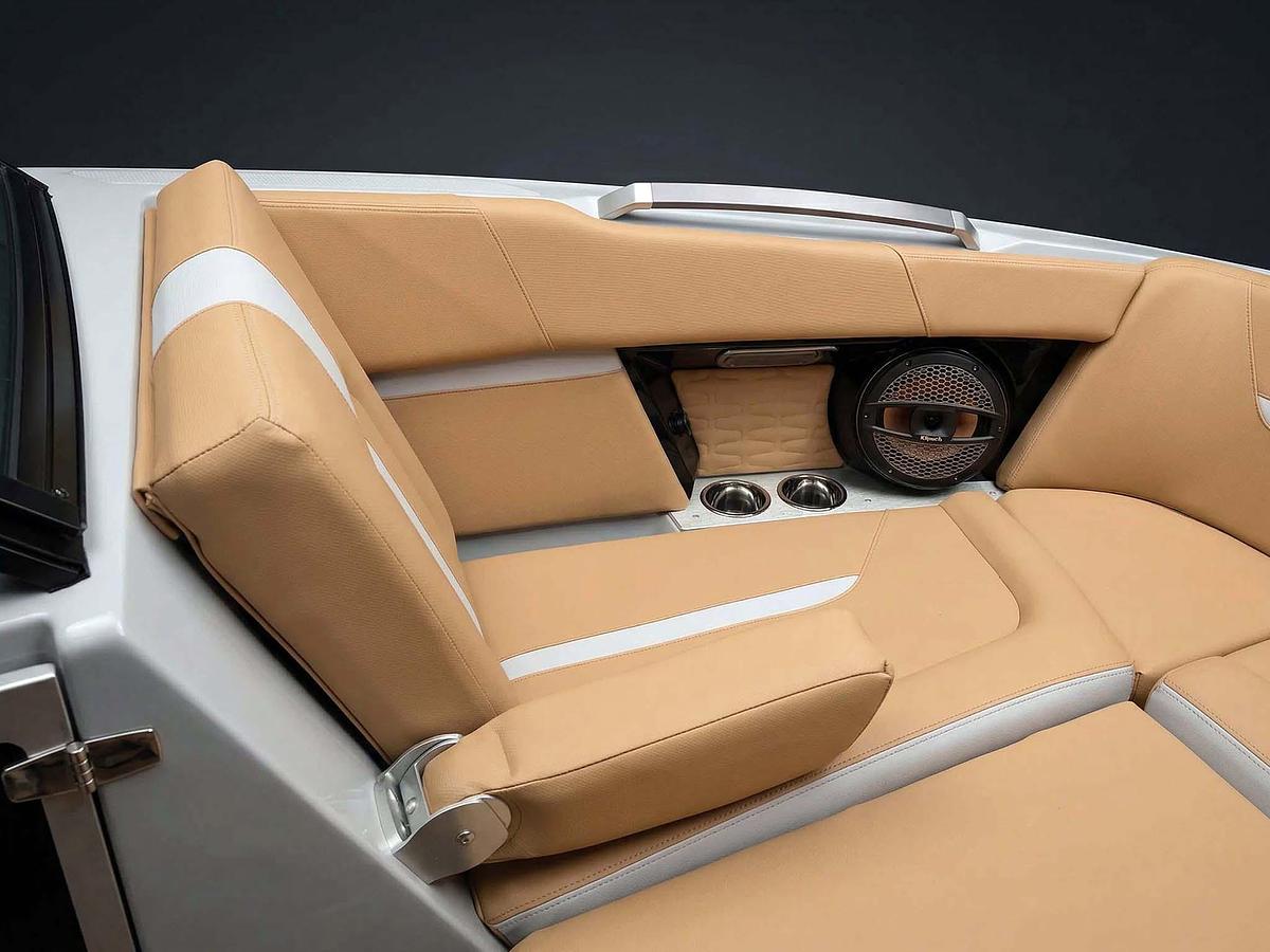 Used 2025 MasterCraft X24 - Gray / Tan