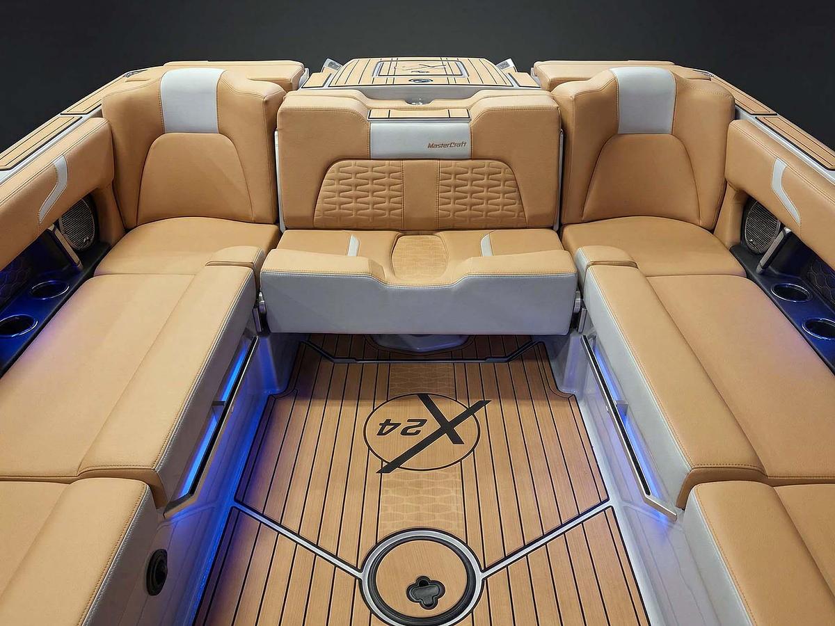 Used 2025 MasterCraft X24 - Gray / Tan