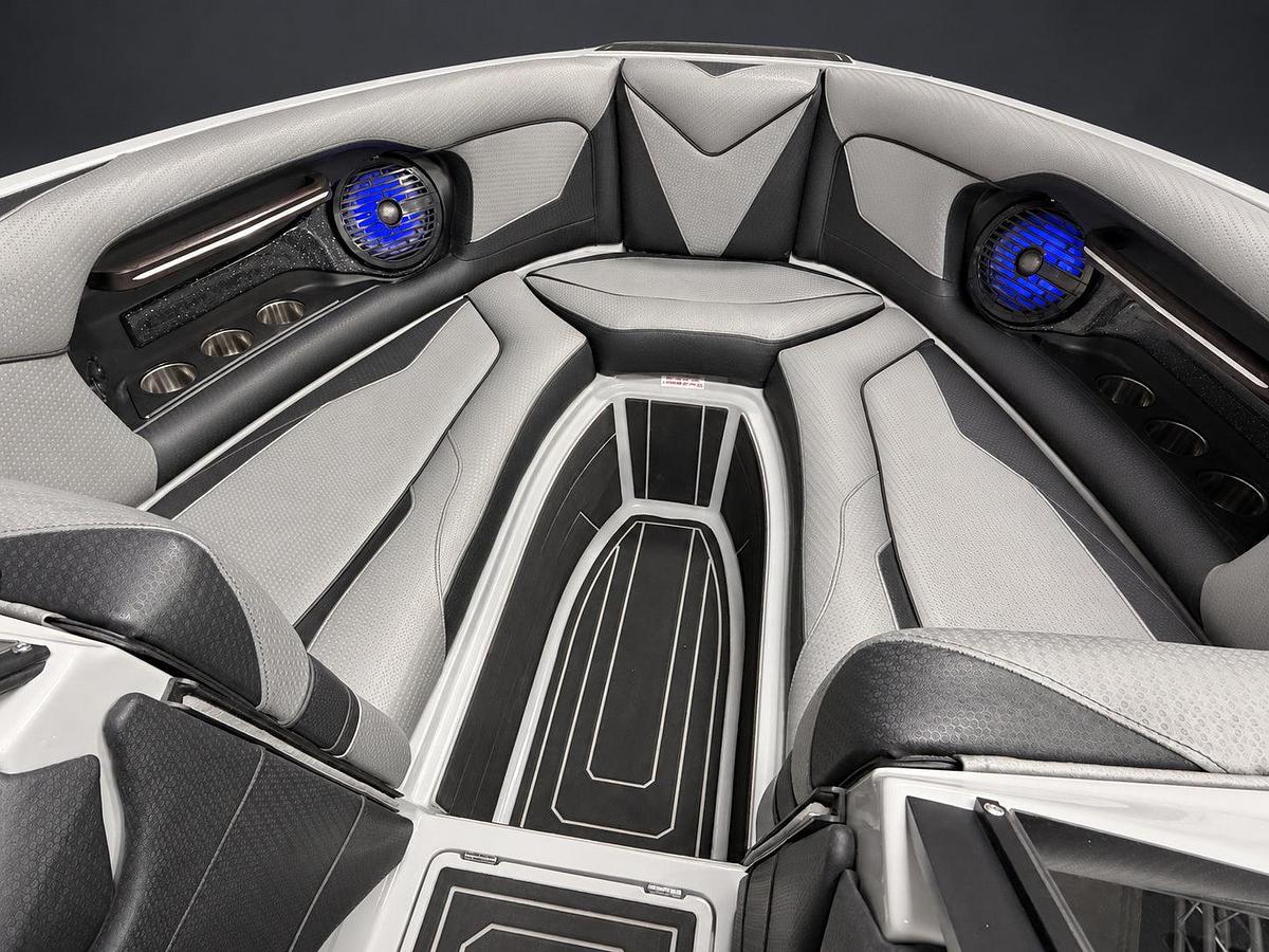 Used 2020 Centurion Ri237 in Stone Grey w/ Grey interior
