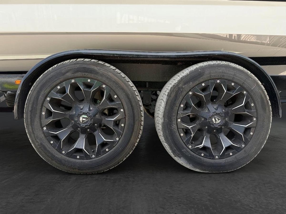 Used 2023 Supreme S240 - Black Flake
