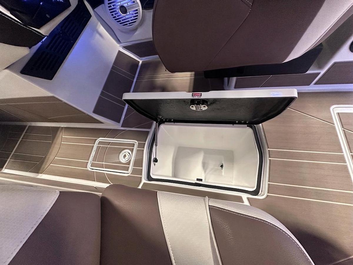 2026 Centurion Ri245 - White Frost / Mocha