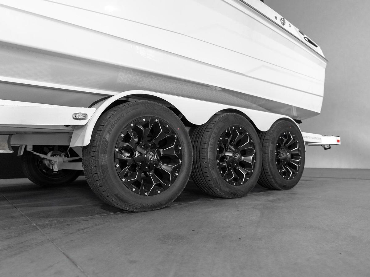 2026 Centurion Ri245 - White Frost / Castano Interior