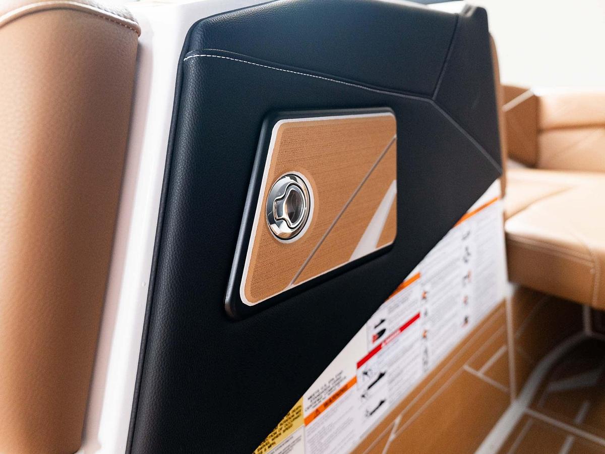 2026 Centurion NV243 - Frost White / Castano