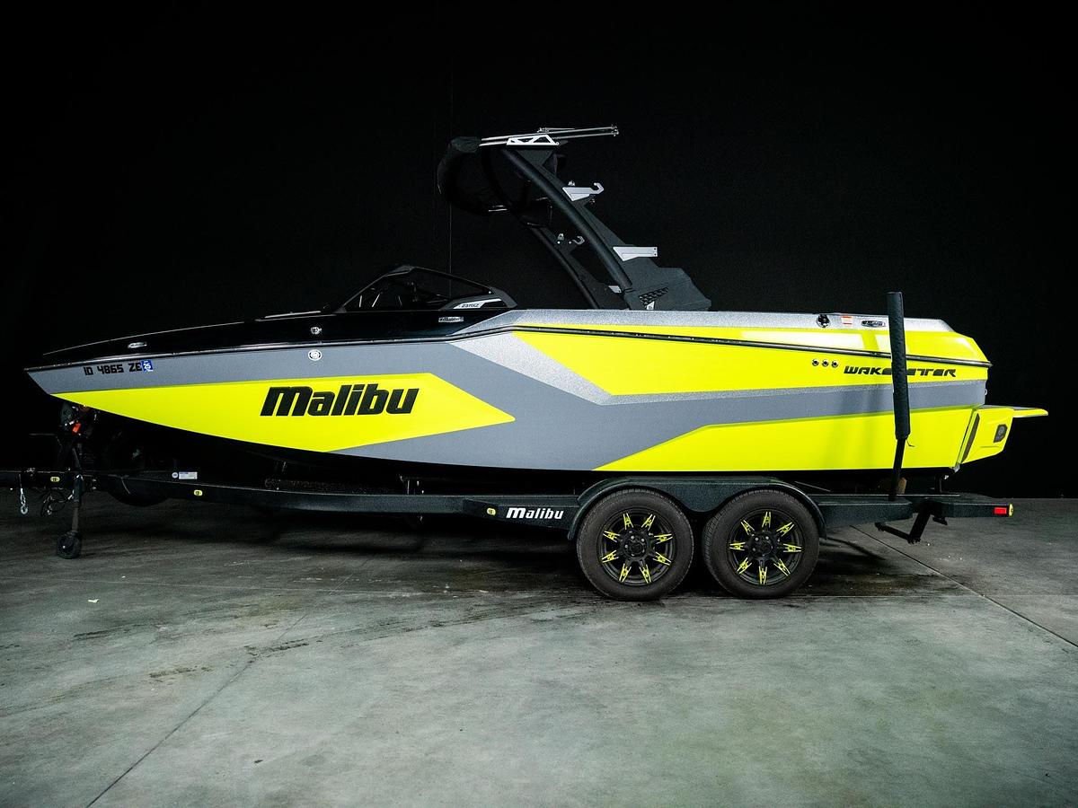 Used 2024 Malibu 23MXZ - Electric Yellow / Grey