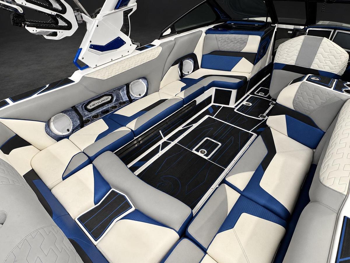 Used 2024 Centurion Ri245 in White w/ WHITE interior