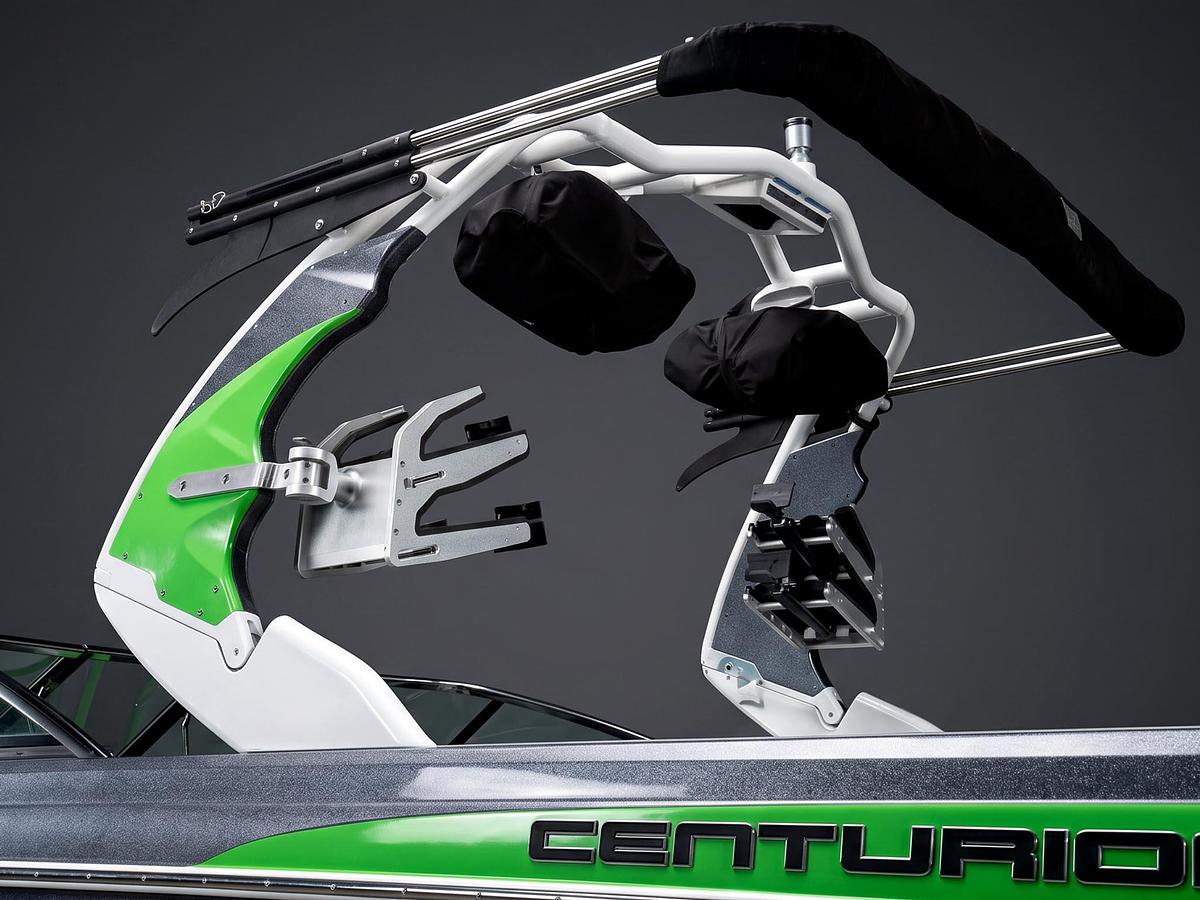 Used 2017 Centurion Ri257 - White / Gunmetal Flake / Green