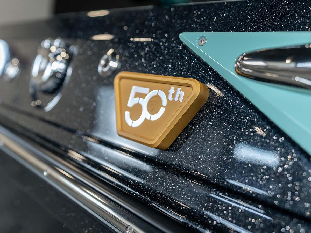 2026 Centurion Ri245 - Onyx Black Flake / Spearmint