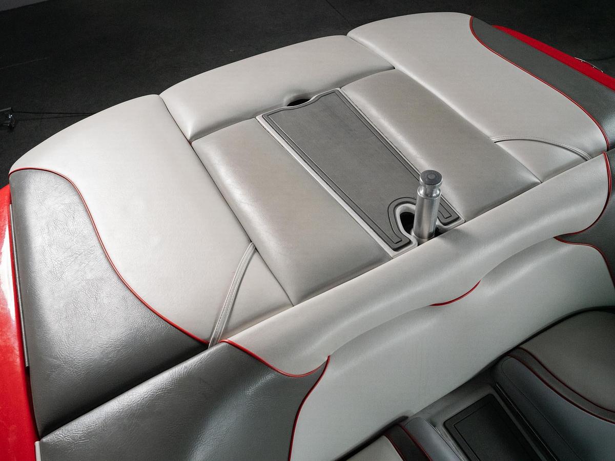 Used 2013 Sanger 237 Wake Series - Red / Black