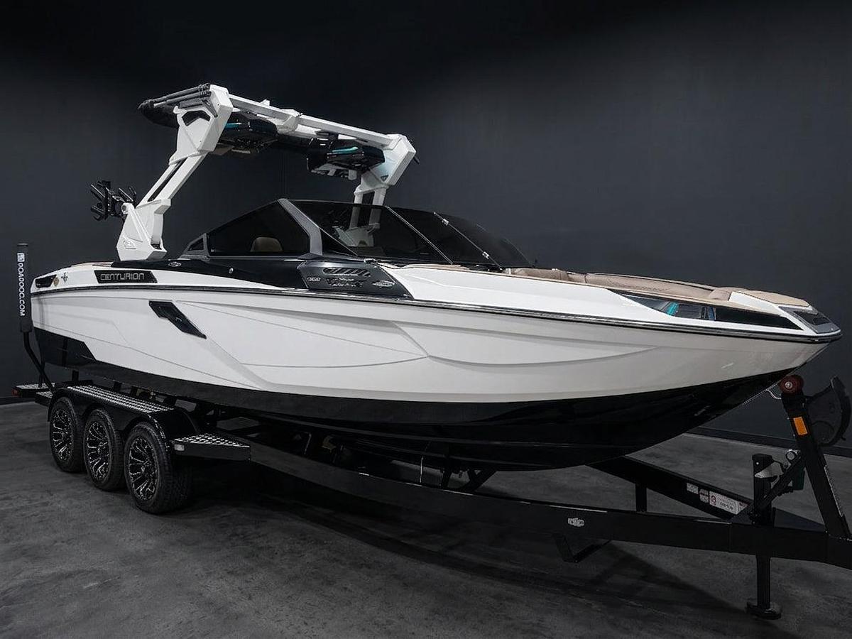 2026 Centurion Ri245 - White Frost / Onyx Black