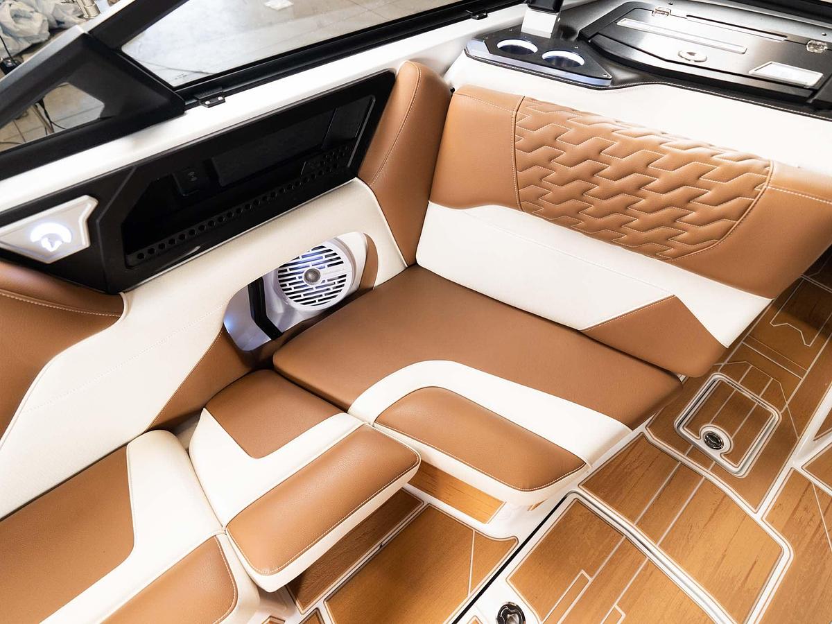 2026 Centurion Ri265 - White Frost / Castano Brown