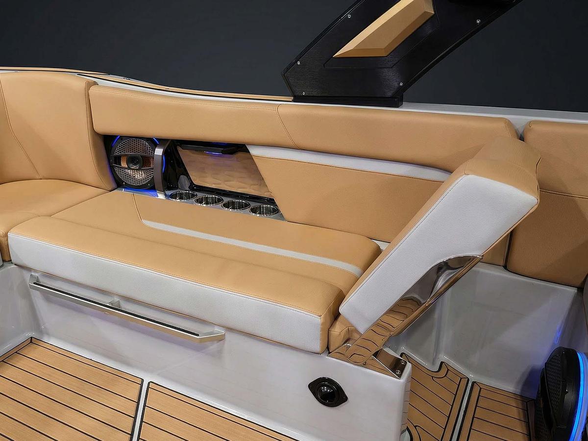 Used 2025 MasterCraft X24 - Gray / Tan