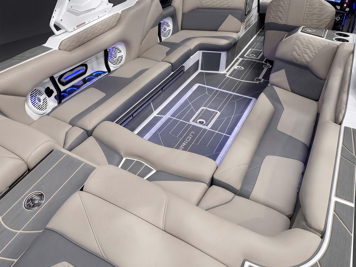 2026 Centurion Ri245 in All White Frost w/ Tan interior