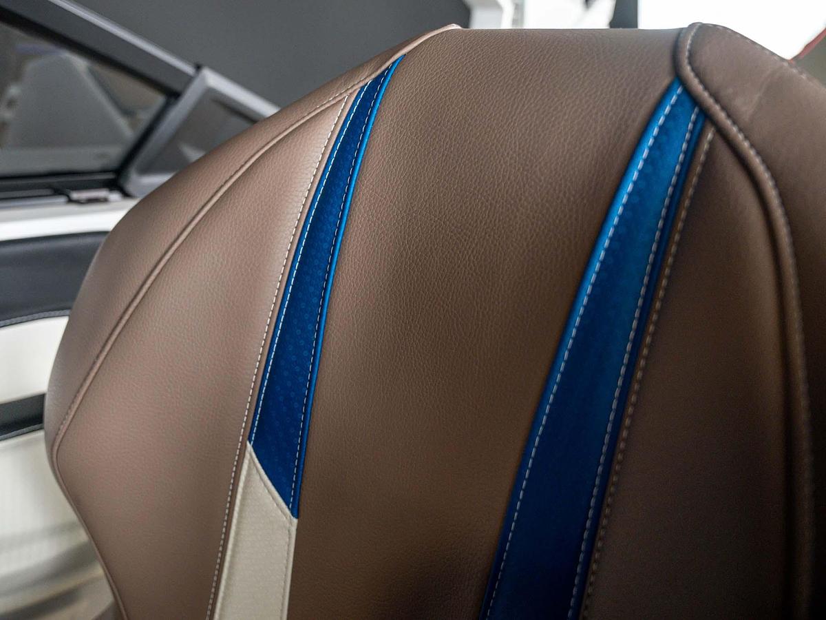 2026 Centurion Ri245 - Canadian Blue Flake / White Frost