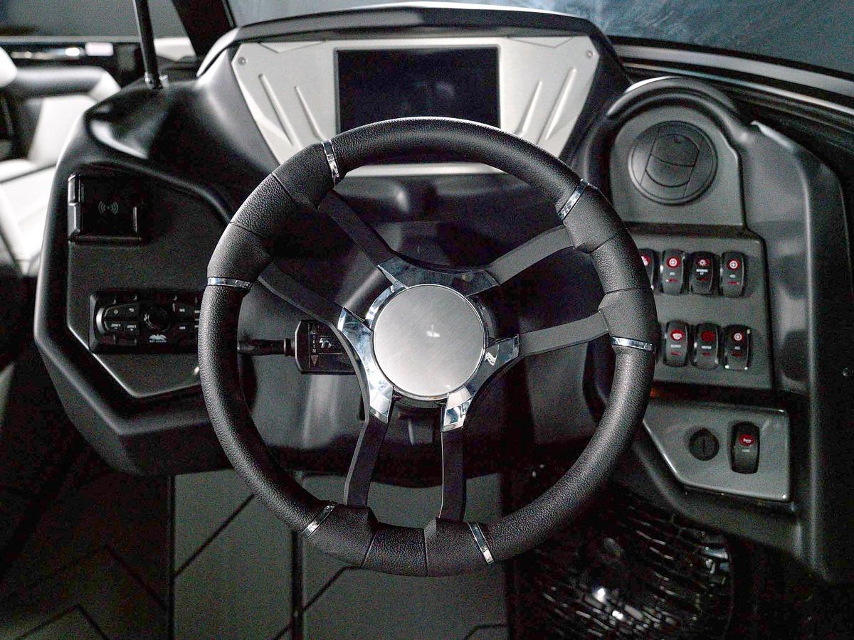 2026 Supreme S240 - Bahama Blue Flake / Onyx Black