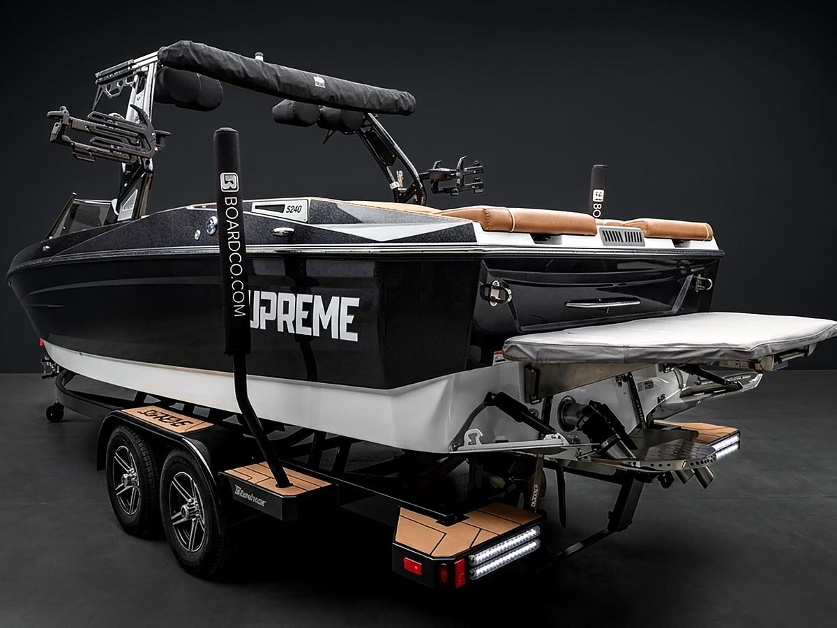 Used 2023 Supreme S240 Black Flake / White Frost / Castano Brown