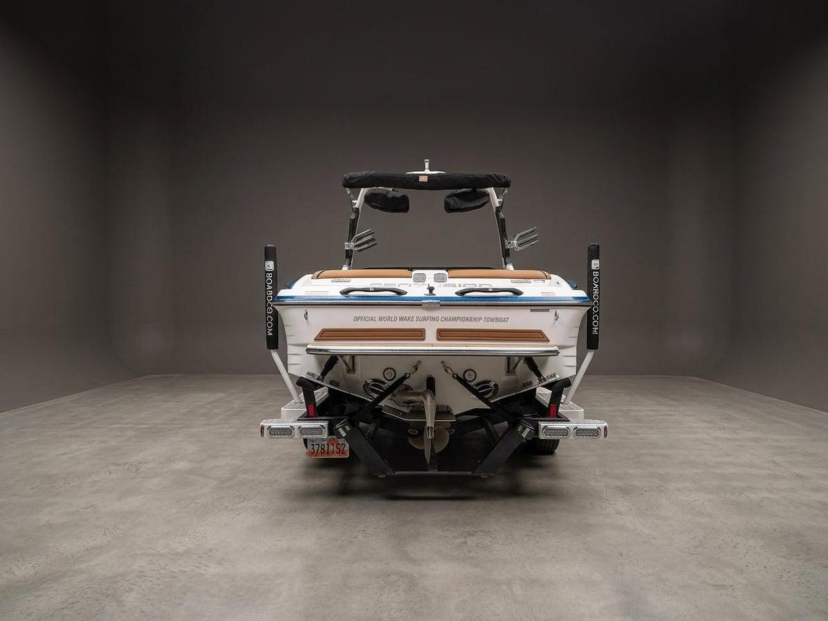 Used 2015 Centurion FS44 - Canadian Blue Flake / White