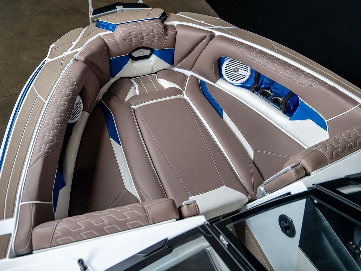 2026 Centurion Ri245 - Canadian Blue Flake / White Frost