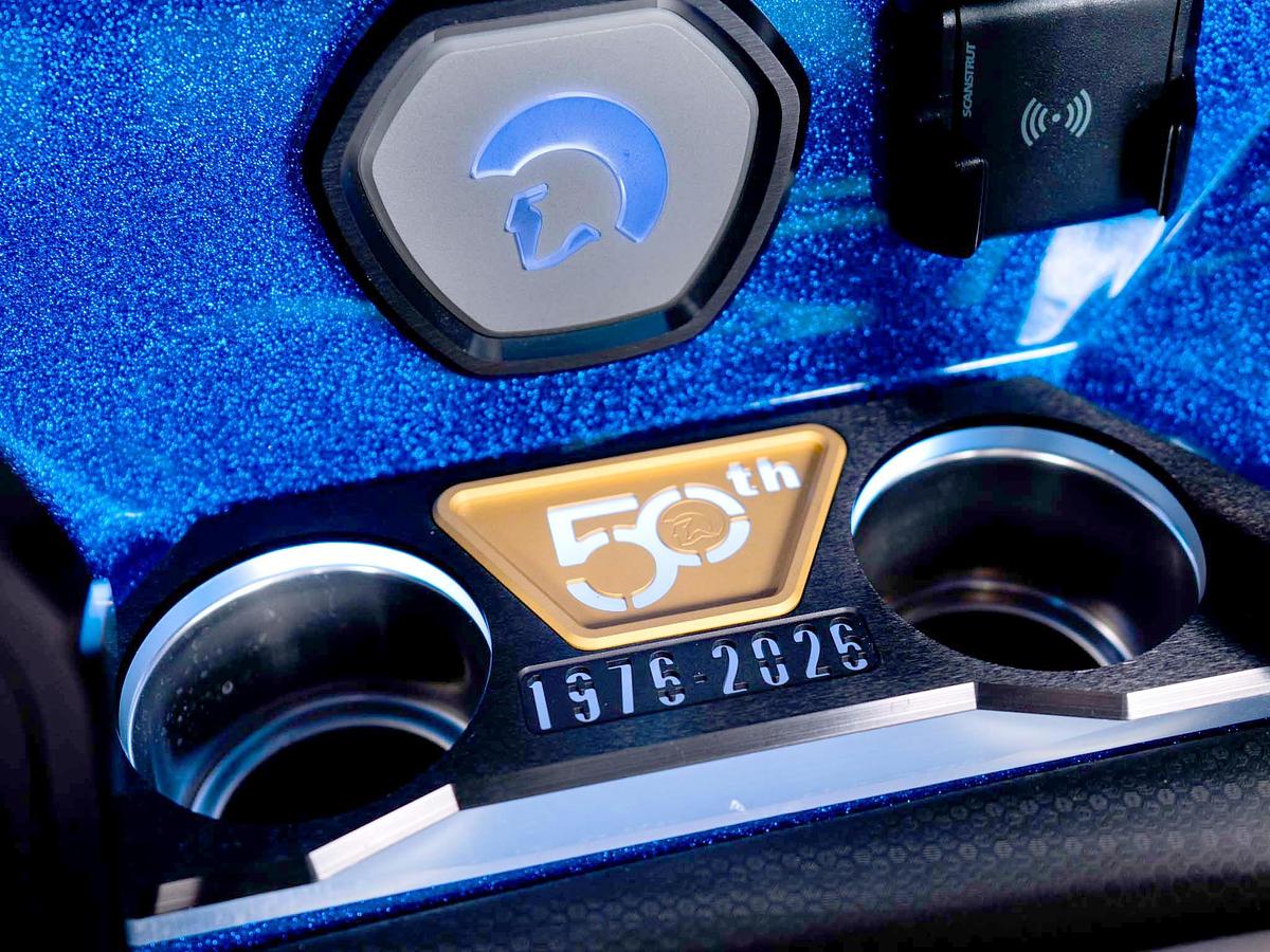 2026 Centurion Ri230 - Canadian Blue Flake / Onyx Black