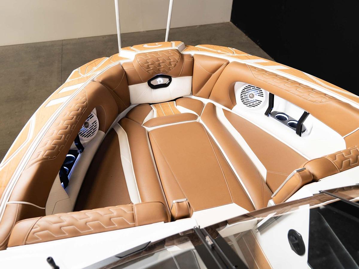 2026 Centurion Ri265 - White Frost / Castano Brown