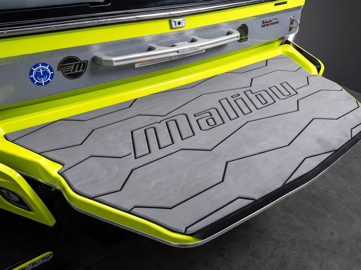 Used 2024 Malibu 23 MXZ - Electric Yellow / Black