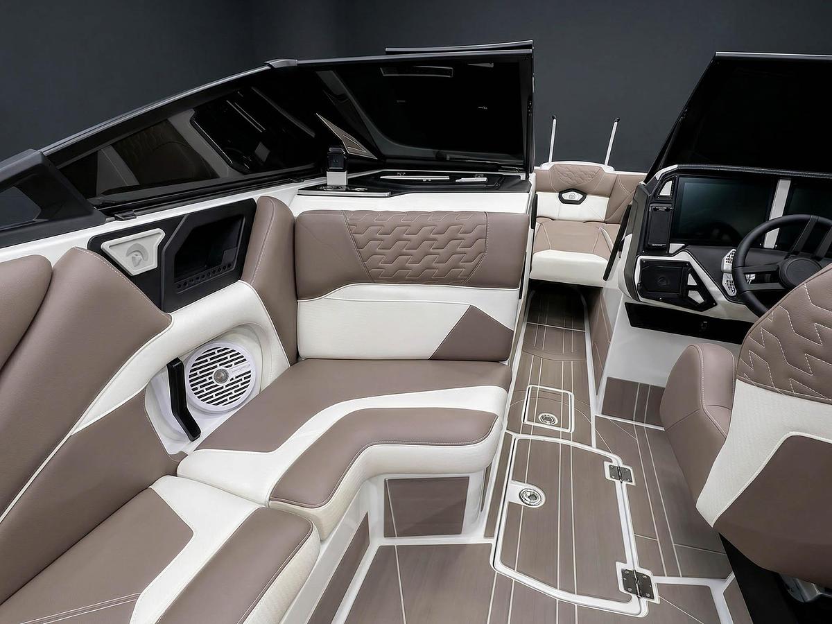 2026 Centurion Ri230 - Silver Flake / White Frost